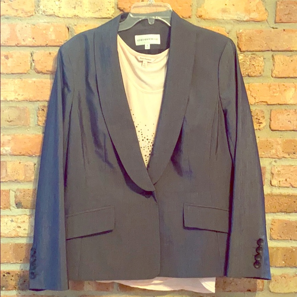 🚛Jones New York grey blazer size 16